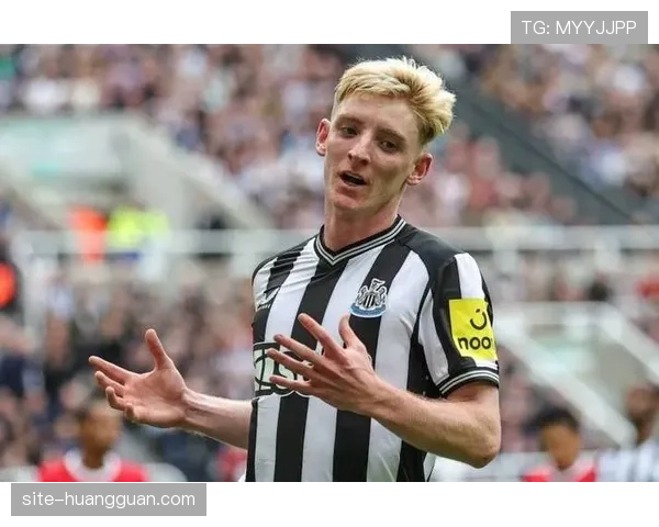 戈登谈客场适应问题 英格兰边锋如何准备特殊场地